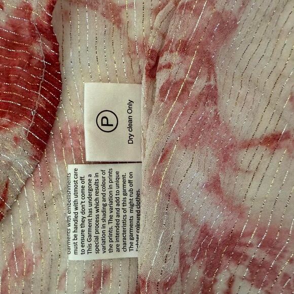 Rococo Sand Women's Silk Tie-Dye Pattern Dress with Belt - Picture 4 of 7